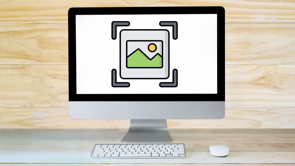 Mac computer with screenshot, showing how to take a screenshot on Mac